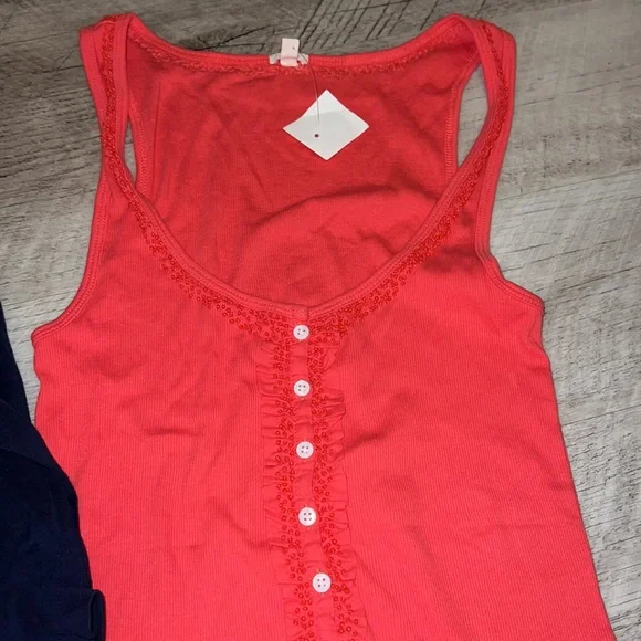 J. Crew top bundle. One is NWT - Picture 4 of 7